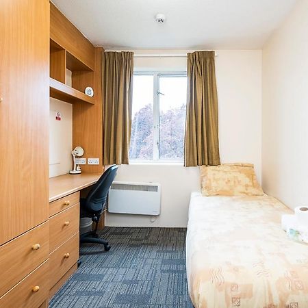 Private Rooms In Colindale - Sk The Hyde Dış mekan fotoğraf