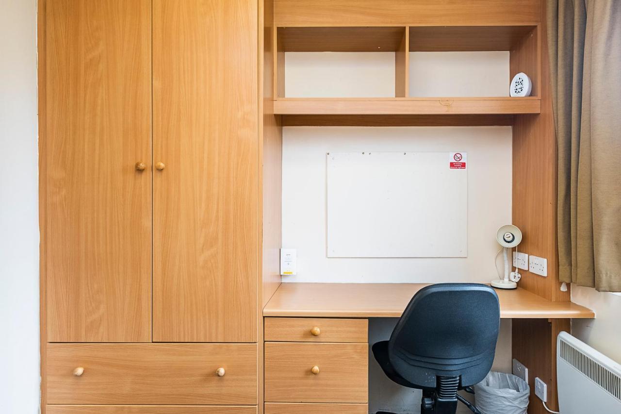 Private Rooms In Colindale - Sk The Hyde Dış mekan fotoğraf